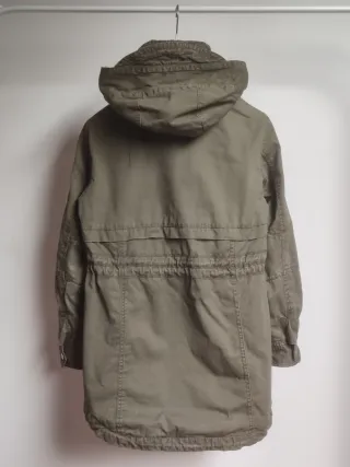 Parka verde militare con cappuccio