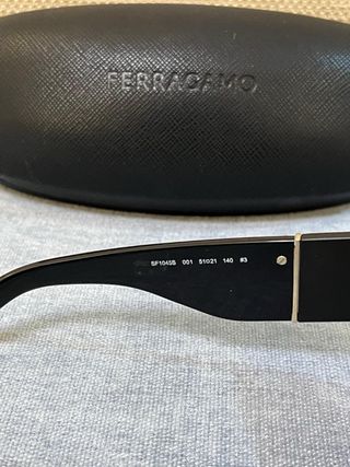 Occhiali da sole Salvatore Ferragamo neri