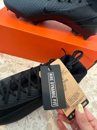 Nike Superfly 10 Academy FG/MG Talla 40 Nuevas