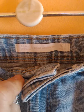 Minifalda Zara Talla S Desgastada