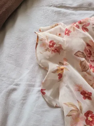 Vestido estampado floral Stradivarius Talla L