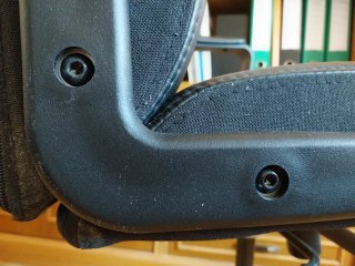 Sillón de oficina negro