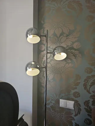 Lámpara de pie cromo 3 focos orientables