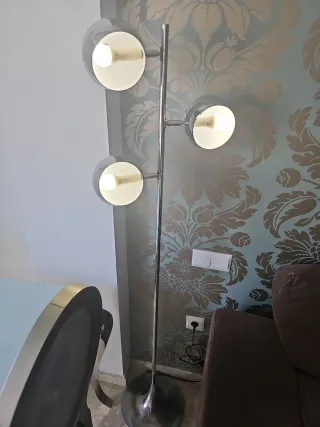 Lámpara de pie cromo 3 focos orientables