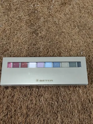 Estuche sombras y brillos labios