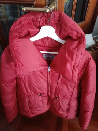 Parka mujer roja