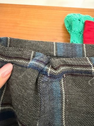 Minigonna a quadri con fiocco