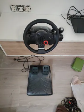 Volante Logitech Driving Force