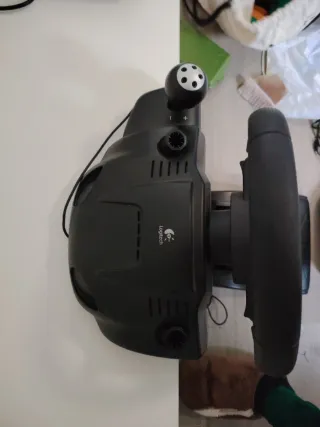 Volante Logitech Driving Force