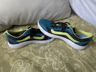 Vans Ultrarange Exo - talla 43