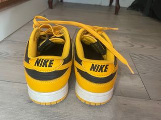 Nike Dunk Low Amarillo y Negro
