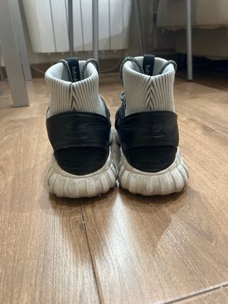 ADIDAS ORIGINAL TUBULAR DOOM ''YING YANG'' BA7555