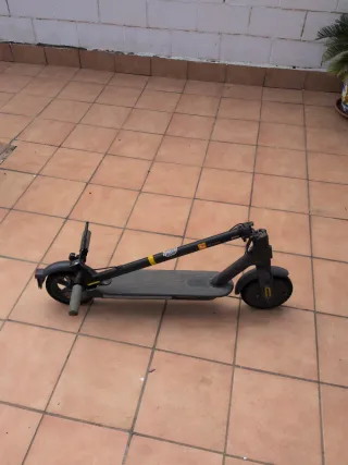 Patinete Eléctrico Xiaomi Mi Scooter 1S