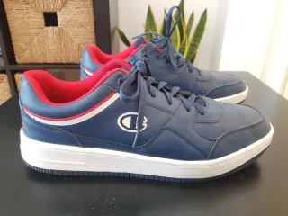 Zapatilla Champion Azul y Roja