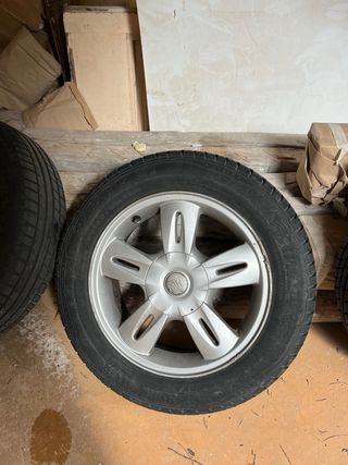 Llantas Mini con Neumáticos