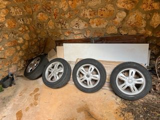 Llantas Mini con Neumáticos