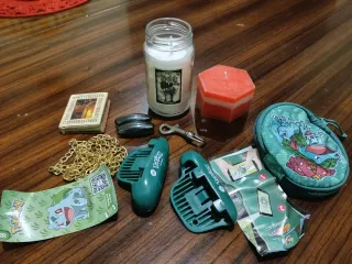 Candele, Portachiavi, Portamonete e Altro