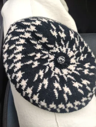 Boina Biona Lana Pata de Gallo Negra y Blanca