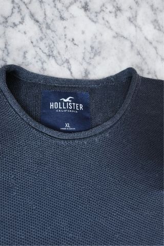 Jersey Hollister gris oscuro logo bordado XL