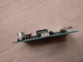 Placa base con puertos USB y Tipo-C