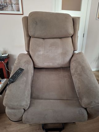 Sillón reclinable con dos motores