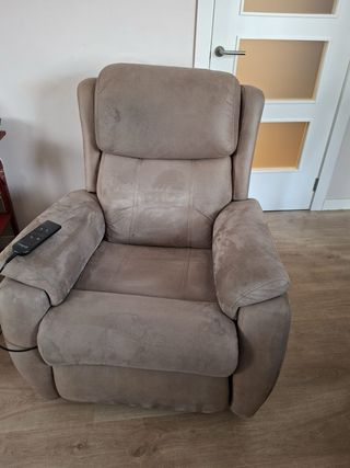 Sillón reclinable con dos motores