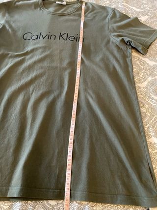Camiseta Calvin Klein Verde Oliva