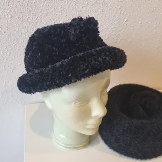 2 Cappelli di Lana Neri