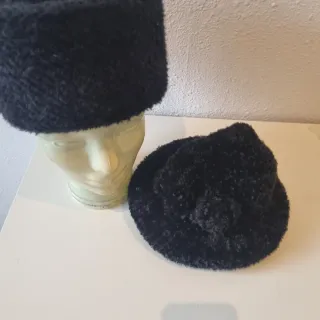 2 Cappelli di Lana Neri