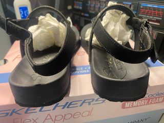 Sandalias Skechers Negras Mujer