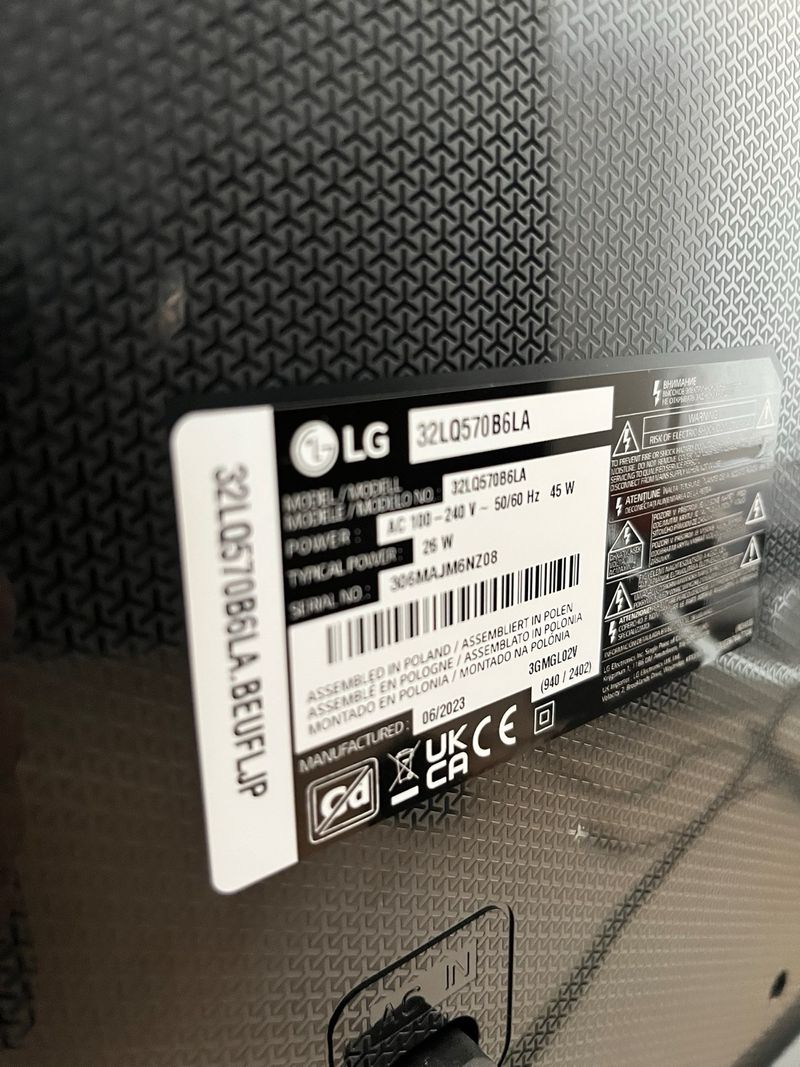 Smart TV LG 4K UHD 32” afbeelding 2