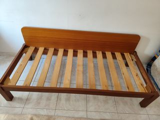 Sofá cama 90x200 de madera maciza con colchón