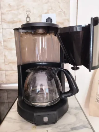 Cafetera Moulinex con jarra de cristal