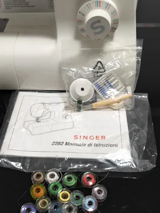 Máquina de coser Singer Tradition 2282