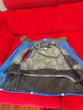 Chaqueta de esquí Spyder azul y negra