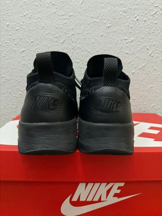 Nike Air Max Thea Ultra Flyknit Negras - Talla 38