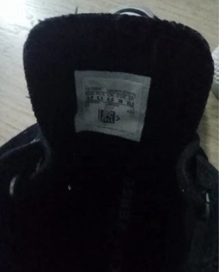 Zapatillas Converse altas negras y blancas