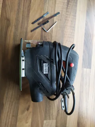 Caladora eléctrica con accesorios