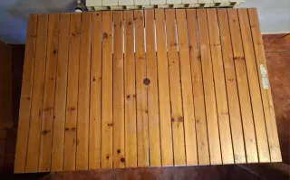 Mesa y 4 taburetes plegables madera para camping