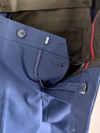 Traje de hombre azul