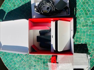 Nintendo Switch OLED Bianca