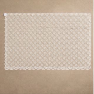 Mantilla española de novia encaje chantilly marfil