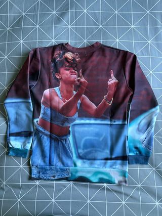 Sudadera Rihanna Talla L