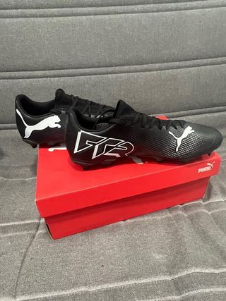 Zapatillas Futbol Puma Future 7 Play Negras