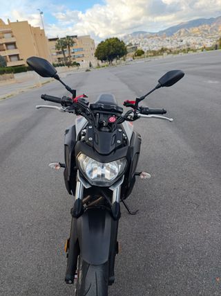 Yamaha MT07