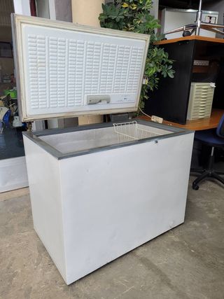 ARCÓN CONGELADOR