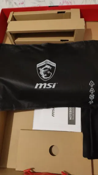 Portátil MSI Negro GT72VR 6RD Dominator Pro