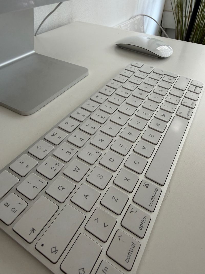 iMac 24” M3 (2023) 16GB RAM Plata afbeelding 2