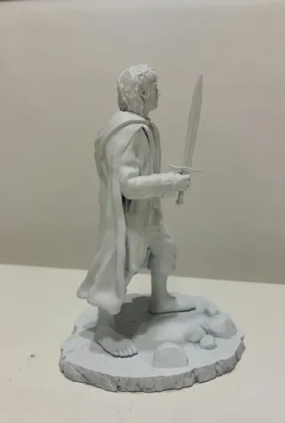 Miniatura resina Frodo Bolsón imprimada