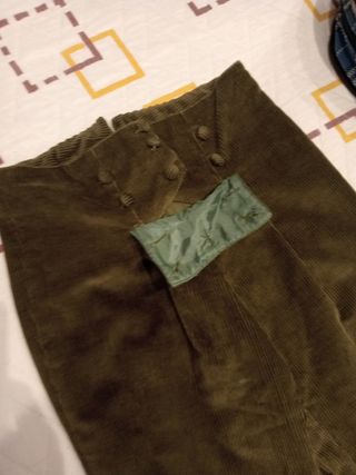 Pantalones Pana Fallero.Talla 16.. Verde Oliva